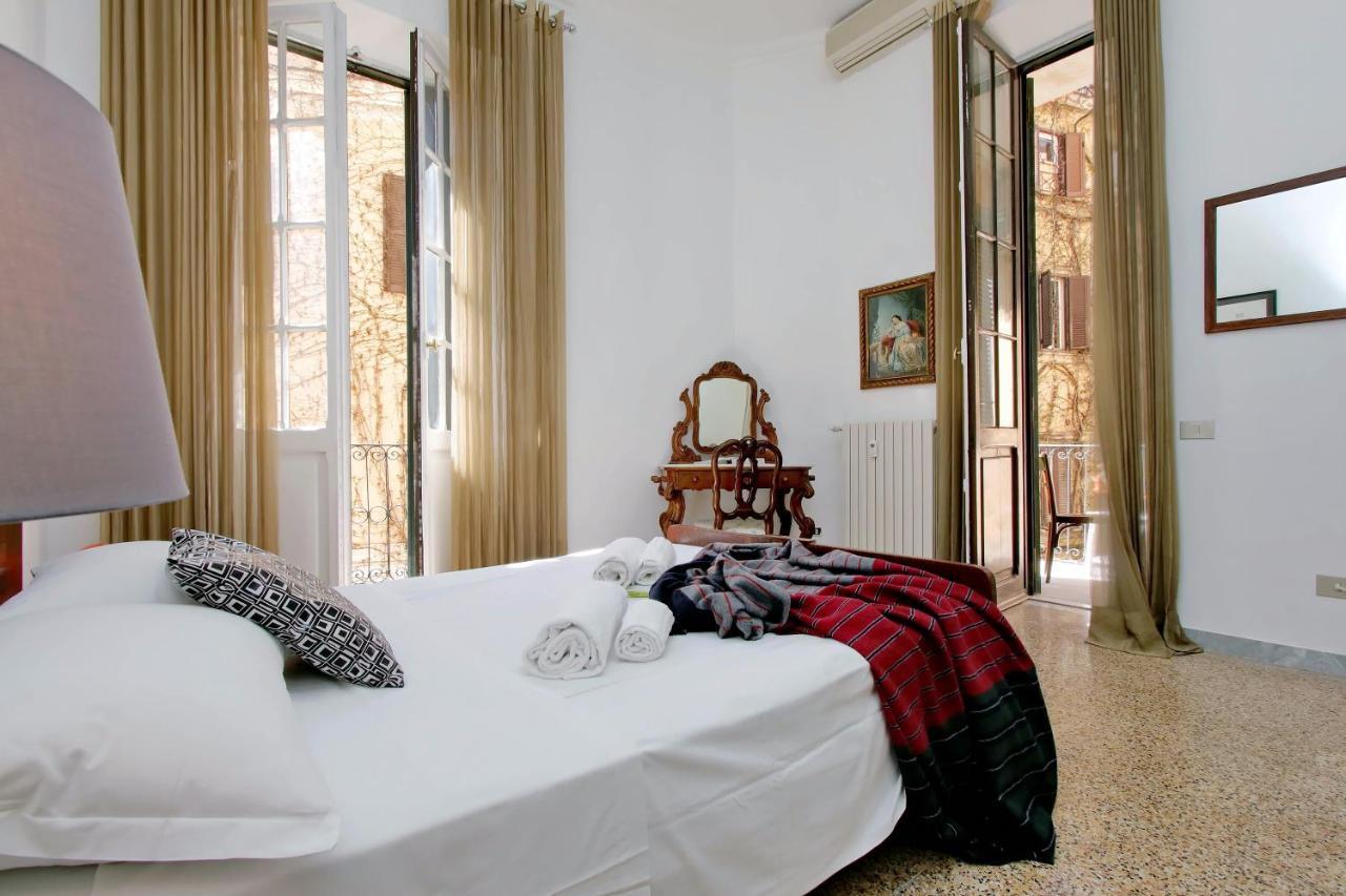 4Bnb - Tiberina Spacious Apartment Roma Ngoại thất bức ảnh